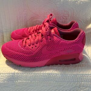 Nike Women’s Air Max 90 Ultra Breathe Bright Pink Size 9.5 Pre-Loved